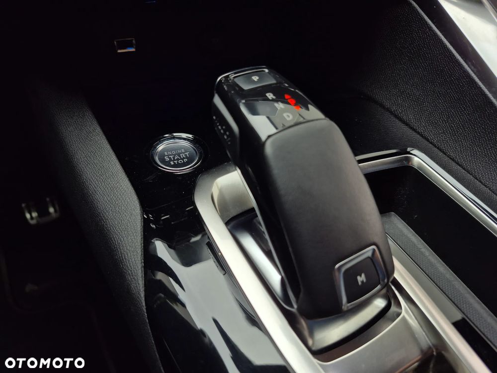 Peugeot 3008 2.0 BlueHDi GT S&S EAT8 - 28