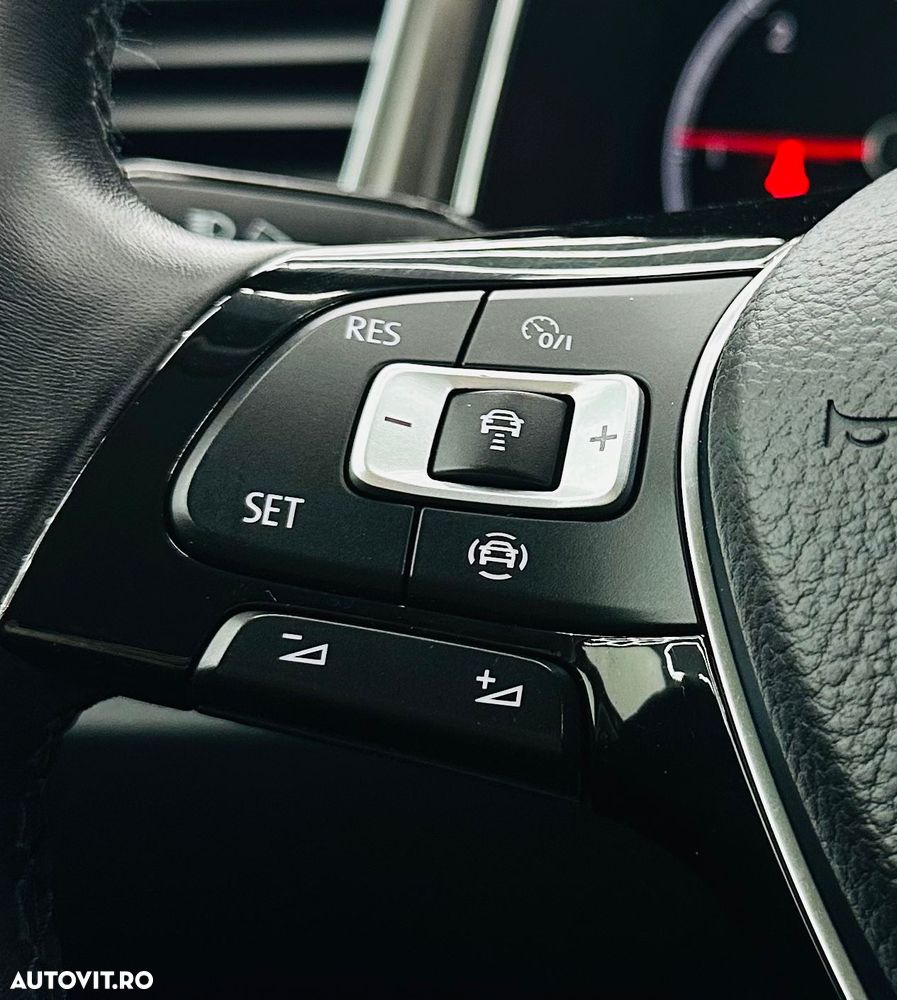 Volkswagen T-Roc 1.6 TDI SCR UNITED - 30