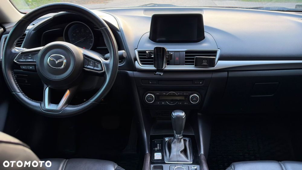 Mazda 3 - 7