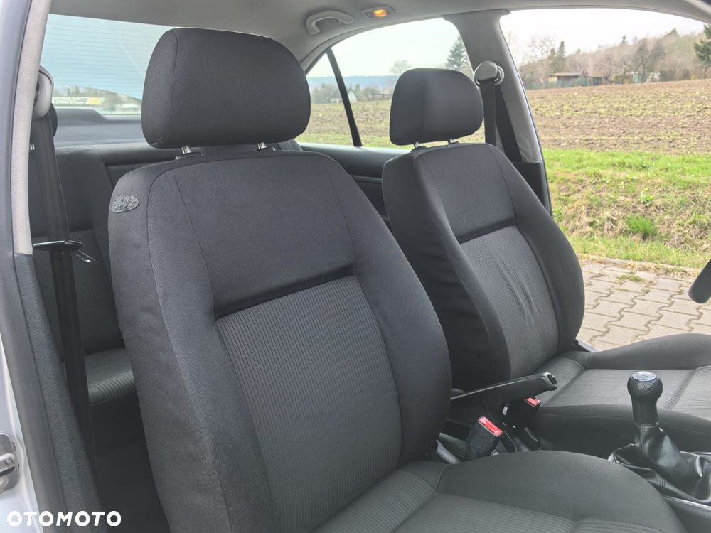 Volkswagen Bora 1.9 TDI Comfortline - 18