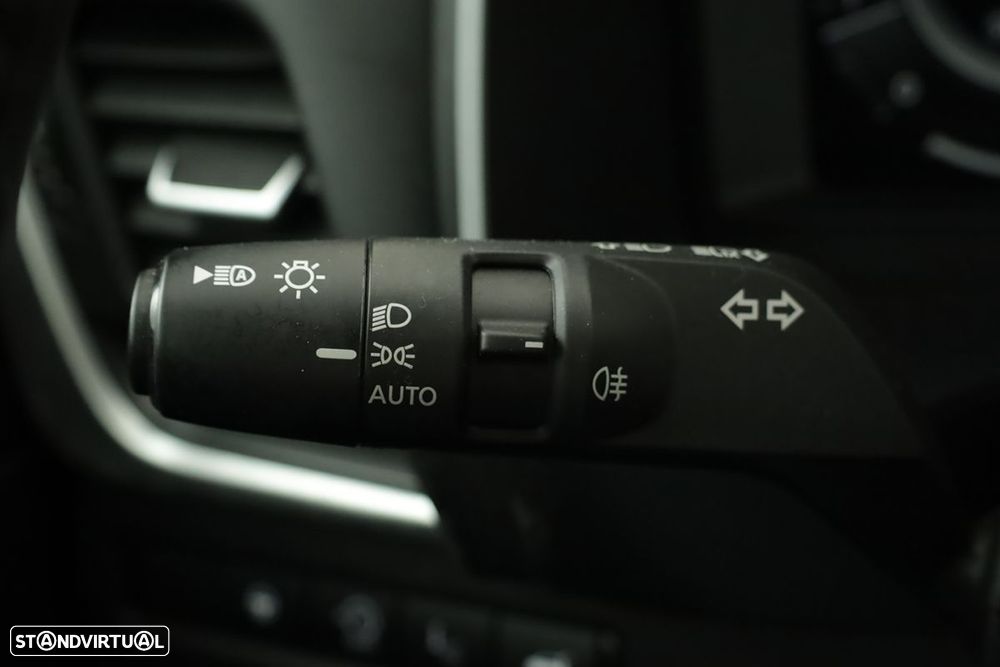 Nissan Qashqai 1.3 DIG-T N-Connecta LED Xtronic - 17