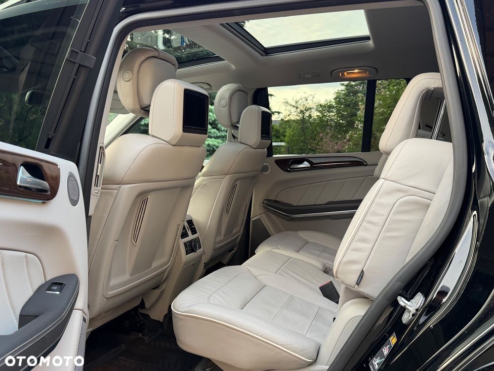 Mercedes-Benz GL 500 4Matic (BlueEFFICIENCY) 7G-TRONIC - 16