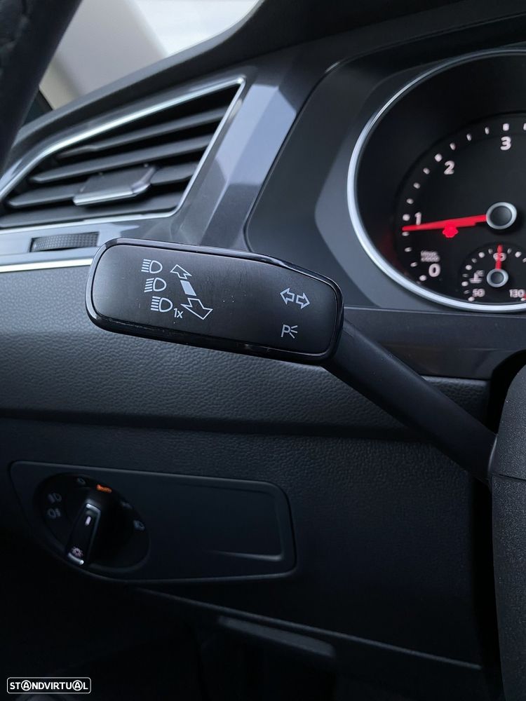 VW Tiguan Allspace 2.0 TDI Confortline DSG - 15