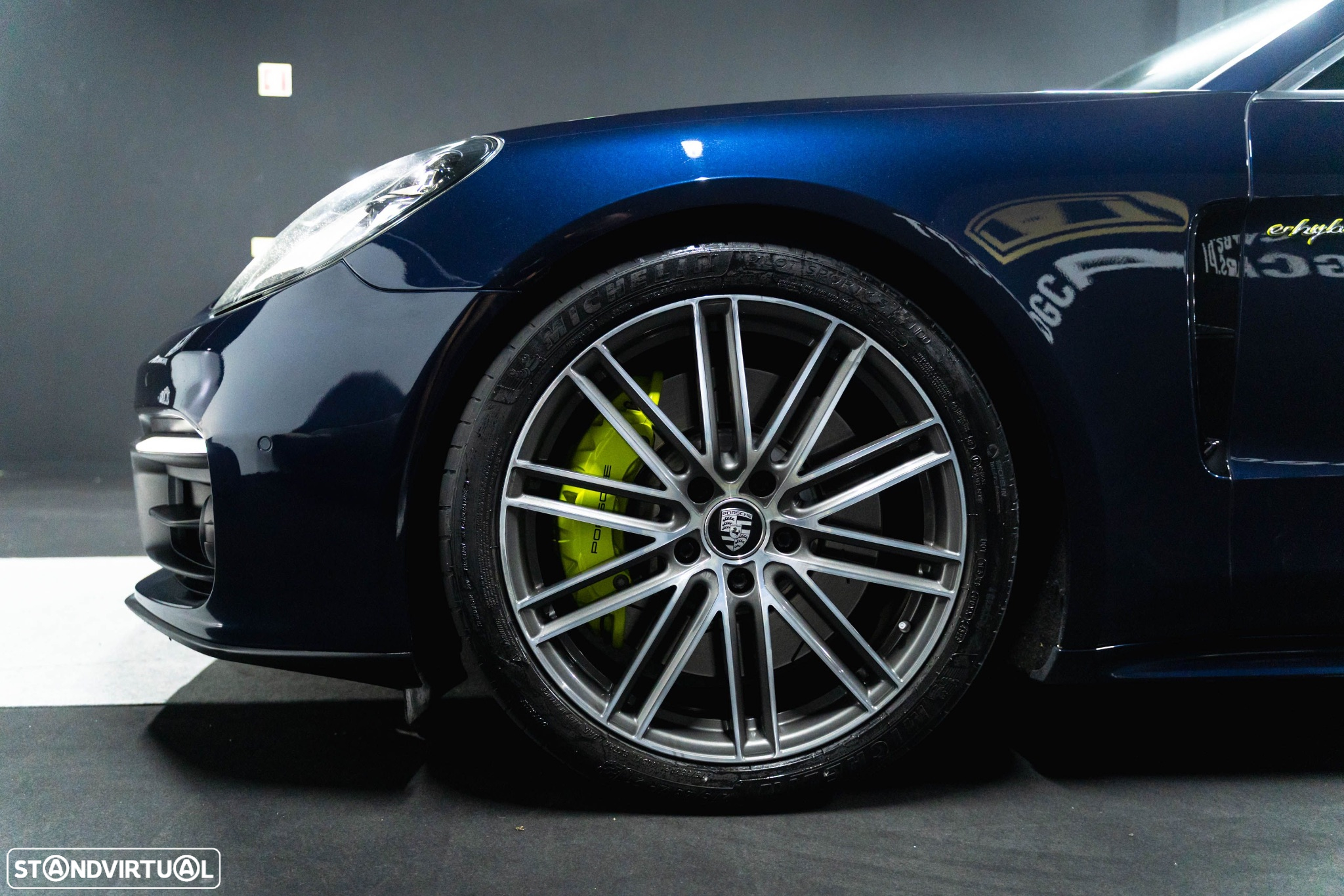Porsche Panamera Sport Turismo 4S E-Hybrid - 3