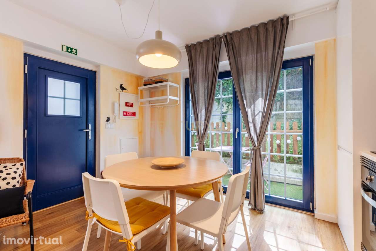 T0 + T1 Mobilados | Licença de AL | Prédio Reabilitado | Estrela / Cam - Grande imagem: 4/17