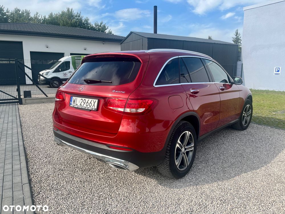 Mercedes-Benz GLC 300 4Matic 9G-TRONIC - 5