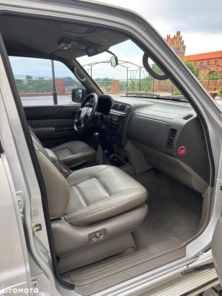 Nissan Patrol 3.0 TDI Luxury - 16