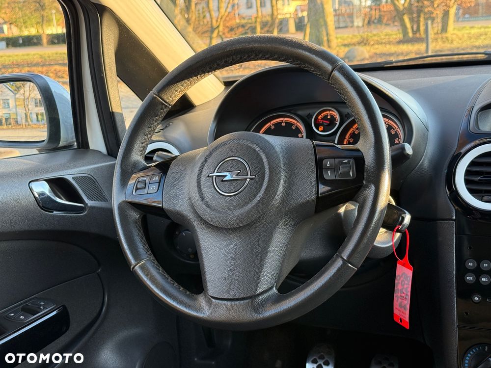 Opel Corsa - 11