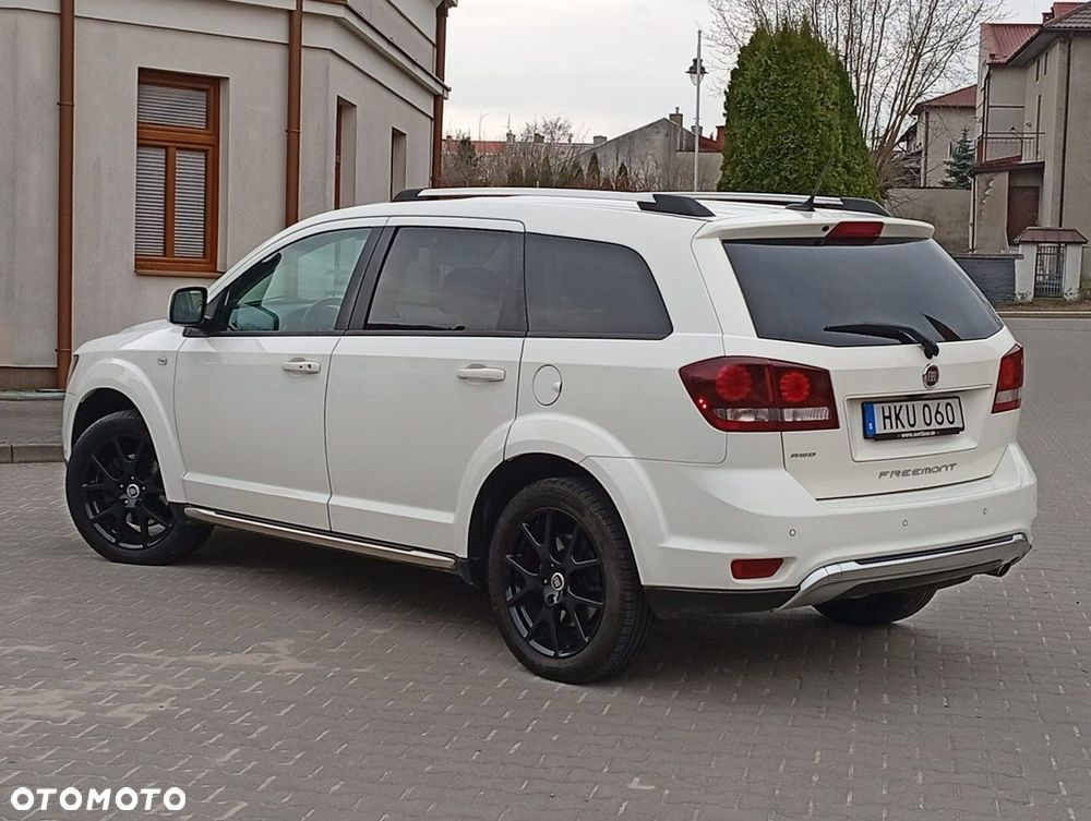 Fiat Freemont 2.0 Multijet 16V DPF Automatik Allrad Cross - 13
