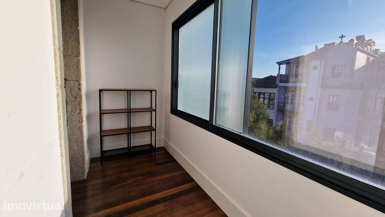 Apartamento T2 Mezanine ao metro Trindade - Grande imagem: 5/16