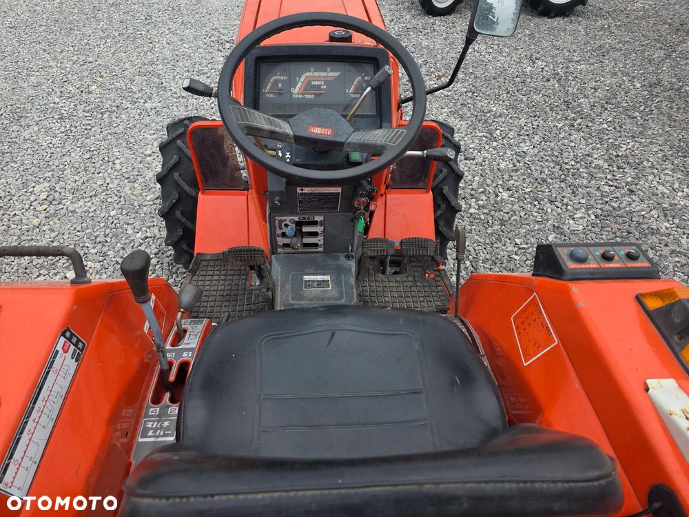 Kubota SUNSHINE L1 255 - 8