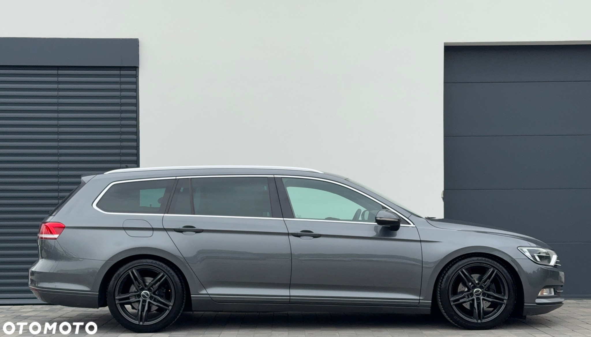 Volkswagen Passat Variant 2.0 TDI (BlueMotion Technology) Comfortline - 3