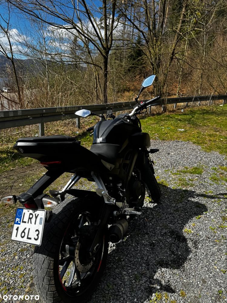 Yamaha MT - 6