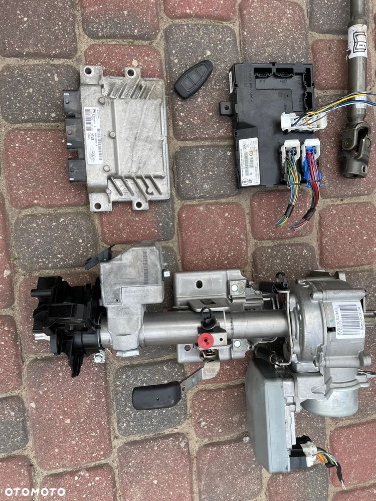 ford fiesta focus mk7 b-max 1.6 135km sterownik silnika  komputer bv2112a650cb