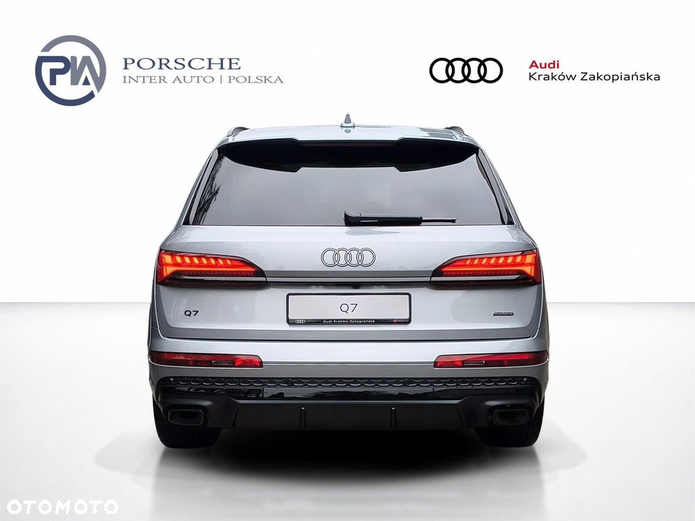 Audi Q7 - 7