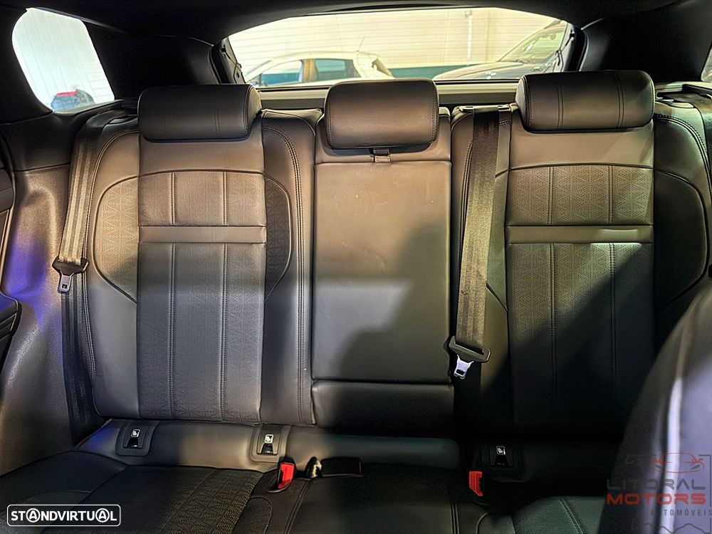 Land Rover Range Rover Evoque P300e R-Dynamic HSE - 44