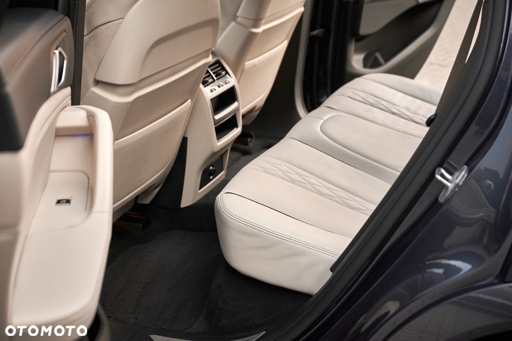 BMW X6 - 21
