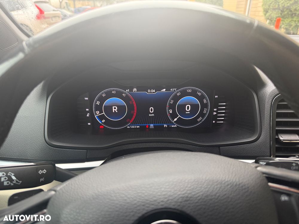 Skoda Karoq 2.0 TDI SCR 4x4 DSG Sportline - 15