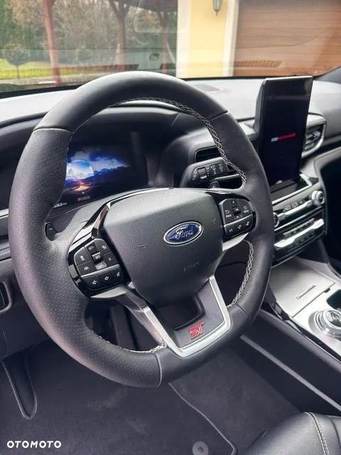 Ford Explorer ver-ecoboost-plug--in-hybrid-st--line - 14