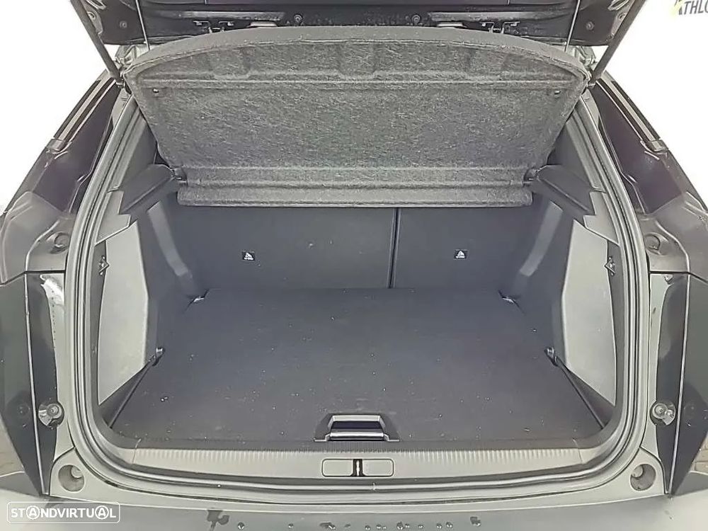 Peugeot 2008 1.2 PureTech Allure Pack EAT8 - 4