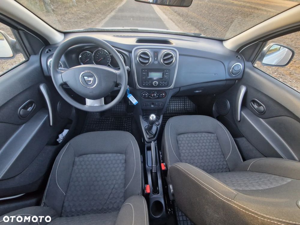 Dacia Sandero 1.2 16V 75 Essentiel - 7