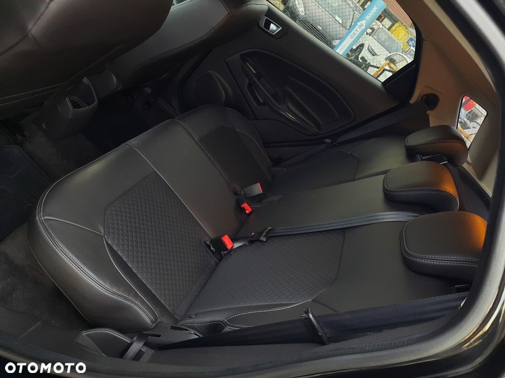 Ford EcoSport - 18