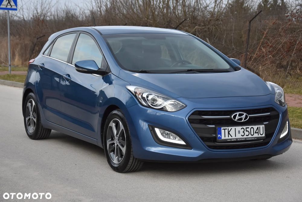 Hyundai i30 blue 1.6 GDI YES Gold - 2