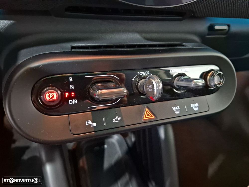 MINI 3 Portas Cooper SE Classic M - 17