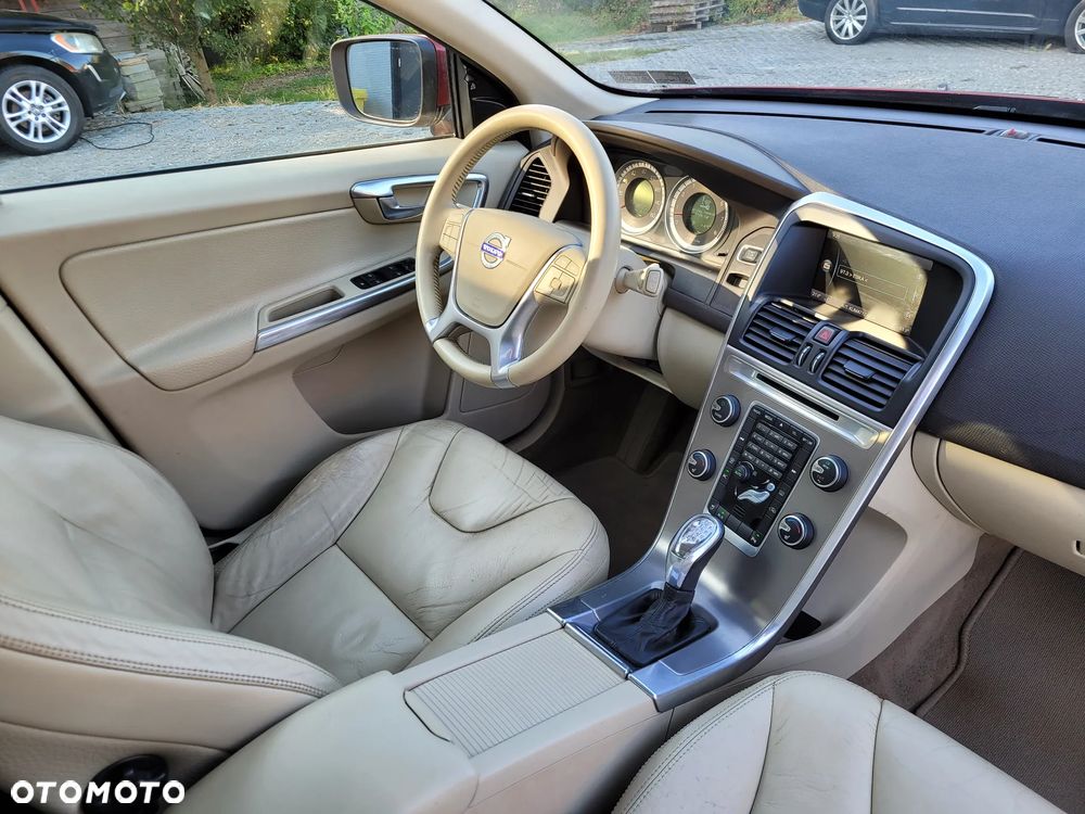Volvo XC 60 T6 AWD Summum - 10