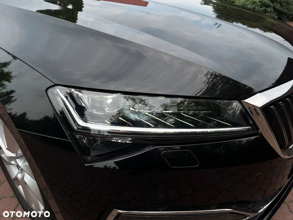 Skoda Superb 2.0 TDI SCR Style DSG - 22