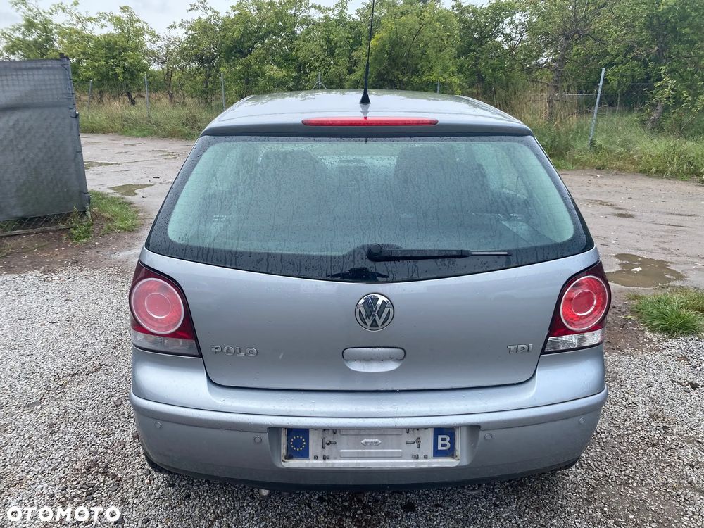Volkswagen Polo 1.4 TDI Blue Motion - 6