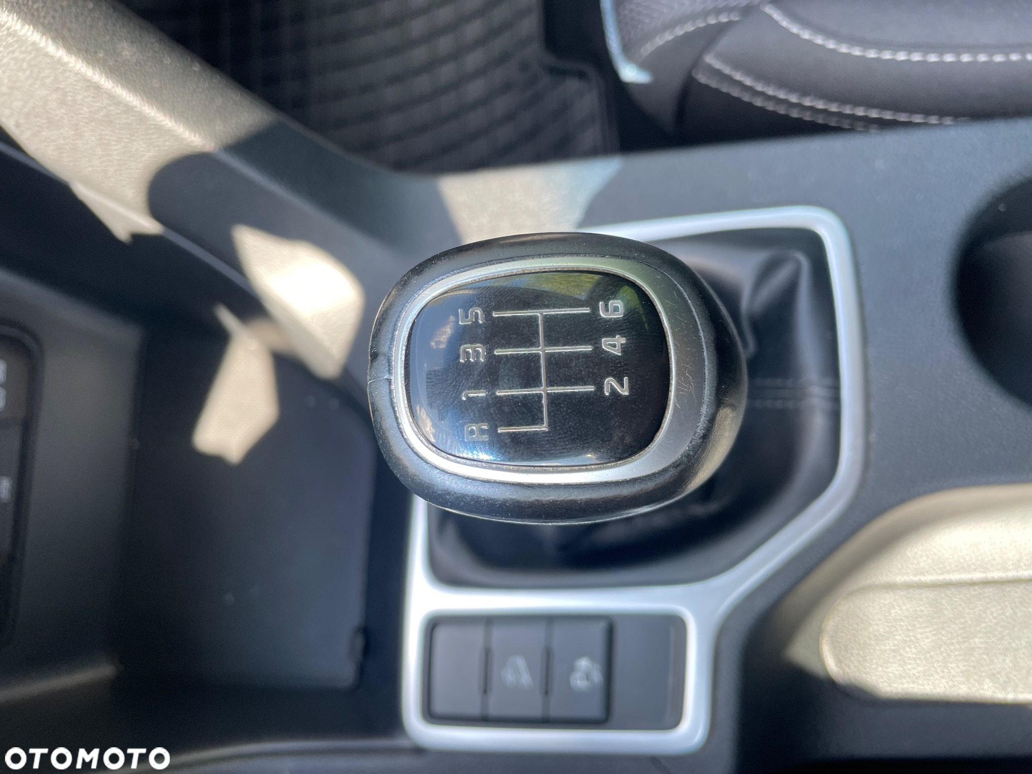 Kia Sportage 1.6 CRDI 2WD SPIRIT - 29