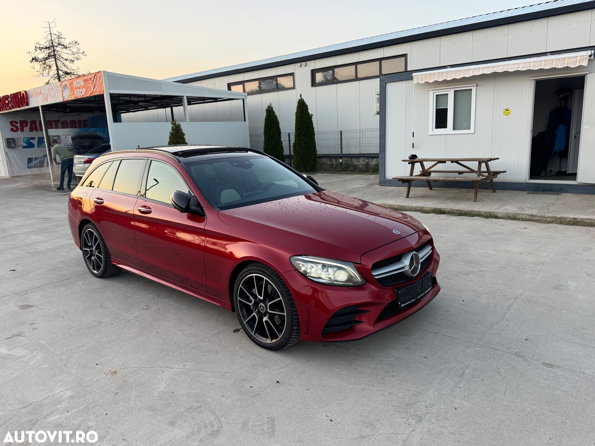 Mercedes-Benz C 220 d 4Matic 9G-TRONIC AMG Line - 18