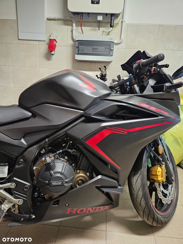 Honda CBR - 1