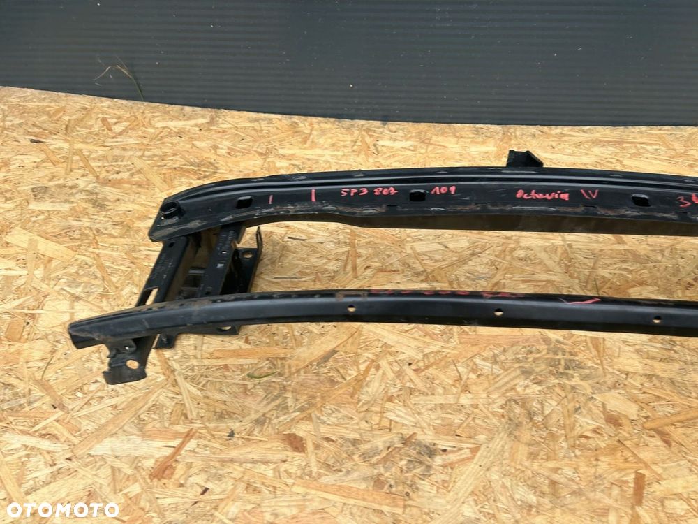 SKODA OCTAVIA IV 4 BELKA WZMOCNIENIE ZDERZAKA PRZEDNIA 5F3807109 - 8