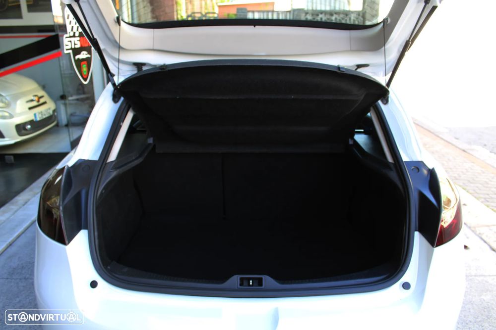 Renault Mégane dCi 90 FAP Expression - 47