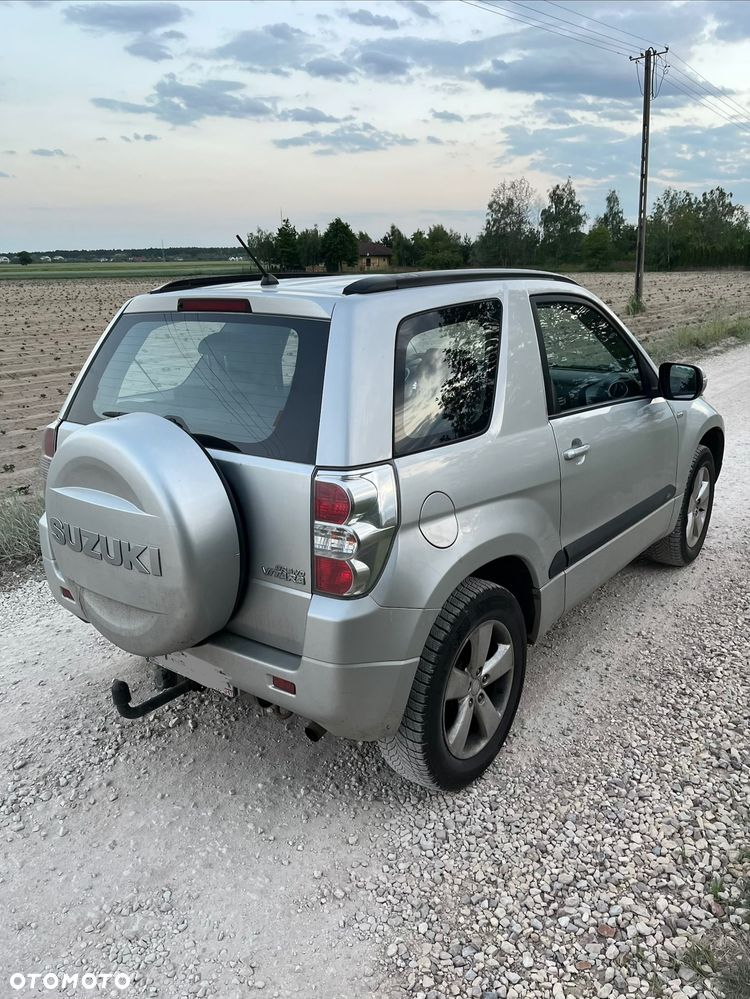 Suzuki Grand Vitara 1.9 DDiS - 3