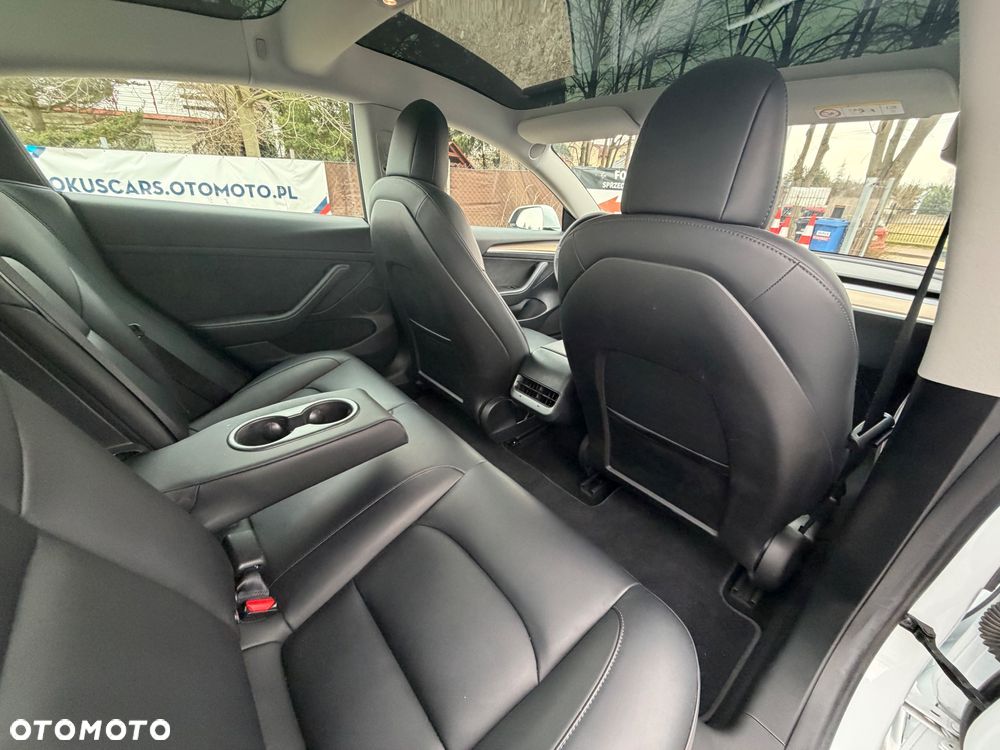 Tesla Model 3 RWD - 30