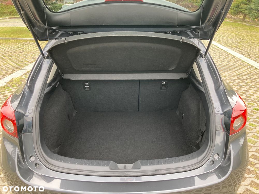 Mazda 3 SKYACTIV-G 120 Automatik Sports-Line - 17