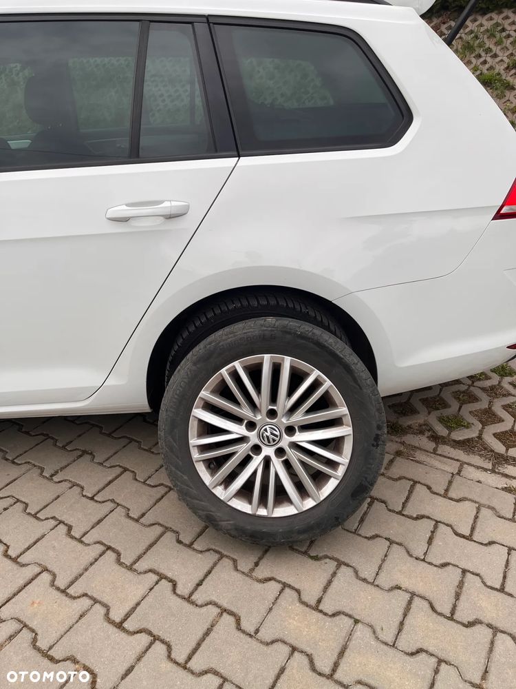 Volkswagen Golf 2.0 BlueTDI DSG Cup - 12