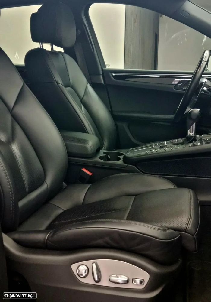 Porsche Macan - 16