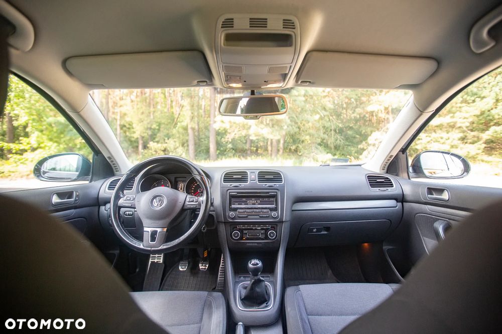 Volkswagen Golf VI 1.6 TDI Comfortline - 11