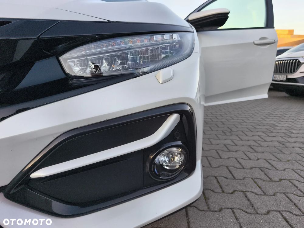 Honda Civic 1.0 T Elegance - 21