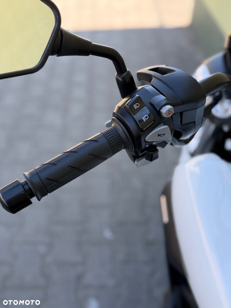 Honda CTX - 38
