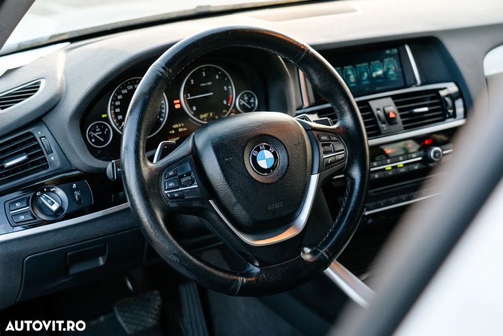 BMW X3 xDrive20d AT xLine - 12