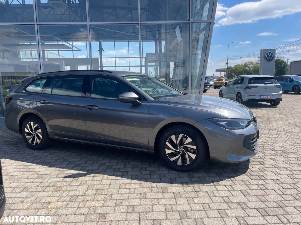 Volkswagen Passat 1.5 eTSI DSG MHEV Base - 3