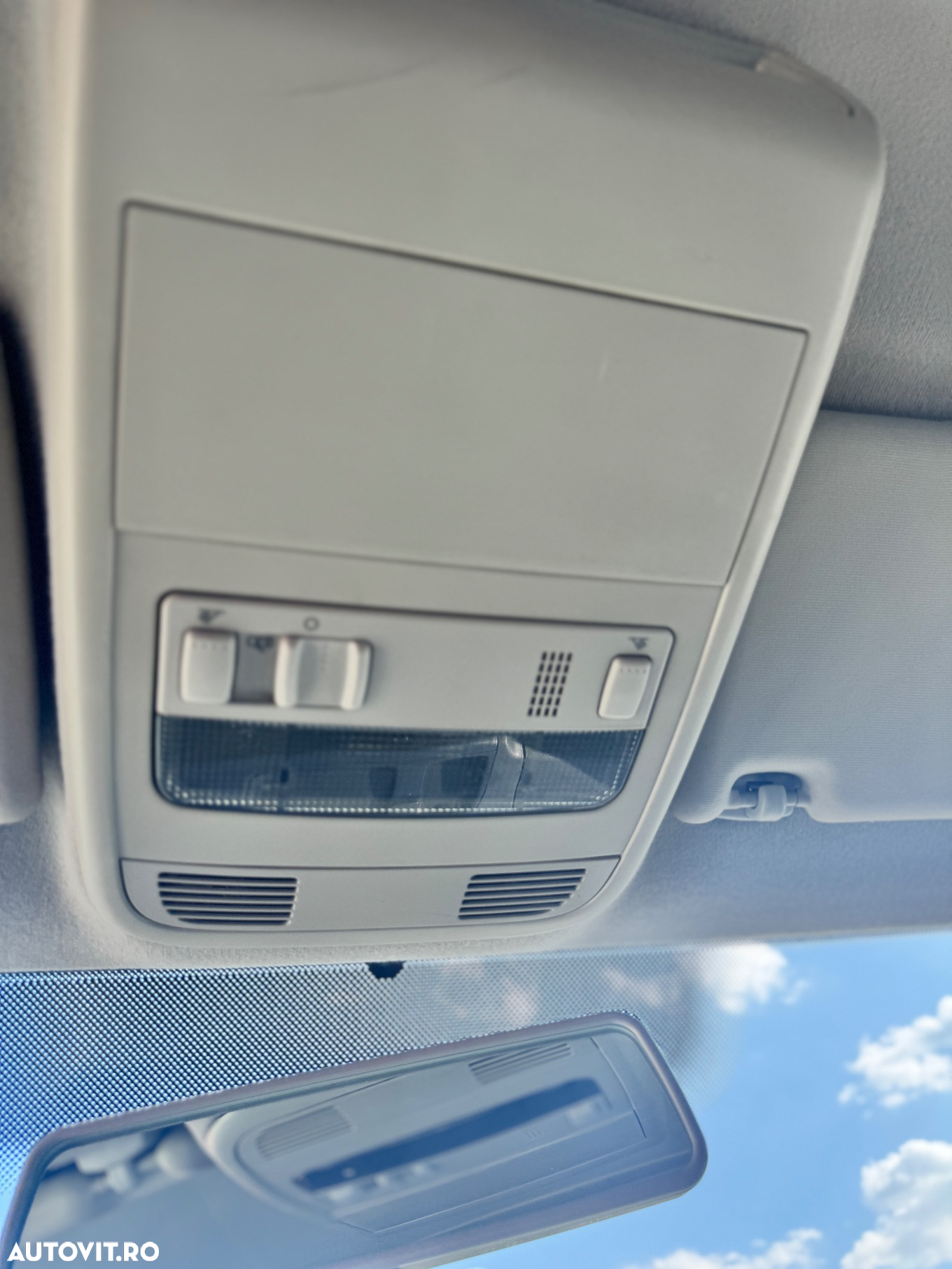 Volkswagen Transporter - 23