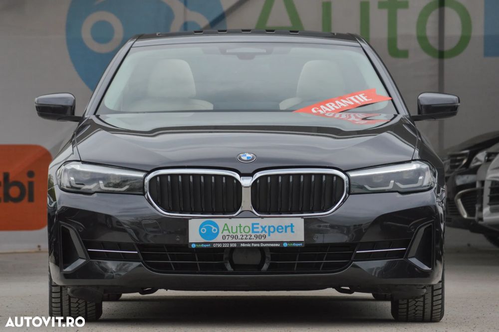 BMW Seria 5 520d Aut. Luxury Line - 9