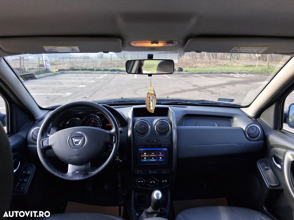 Dacia Duster SCe 115 4x2 Prestige - 10