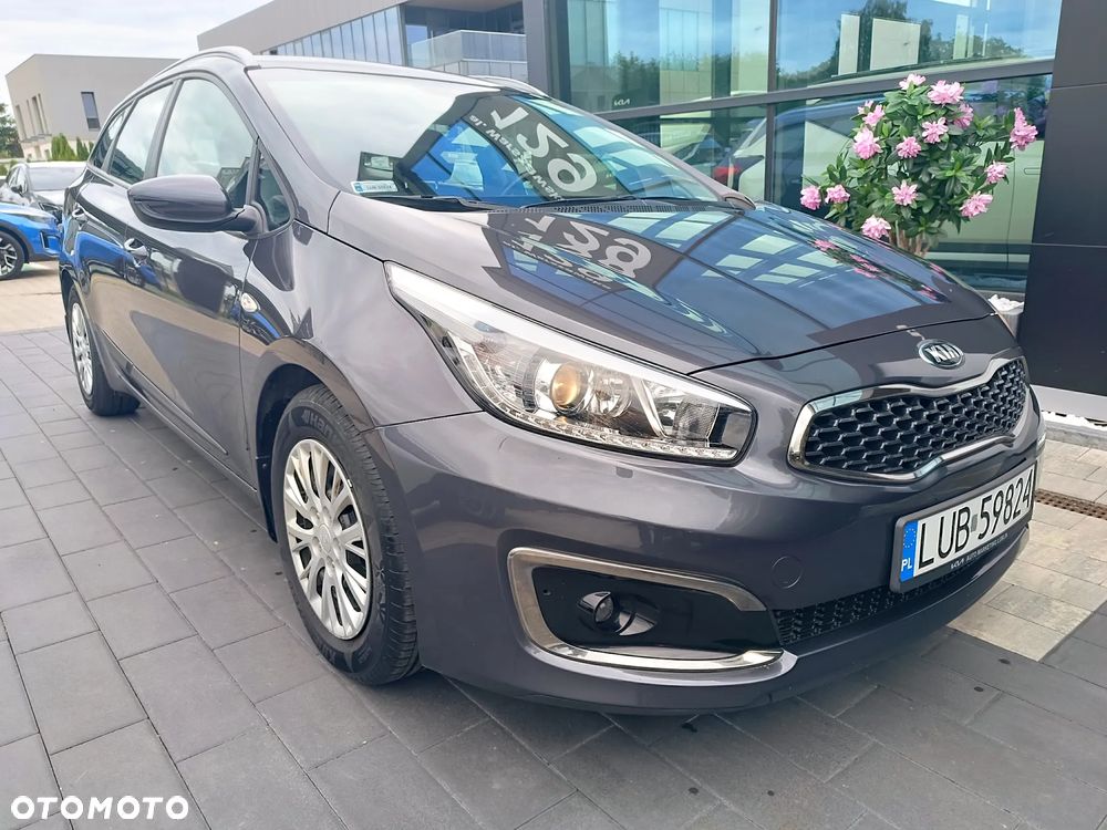Kia Ceed - 3